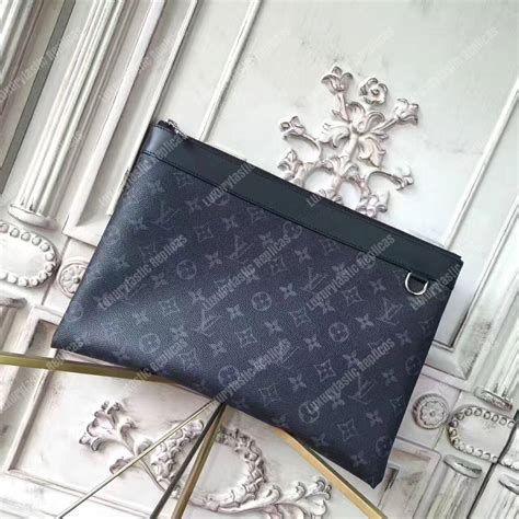 pochette louis vuitton oumo